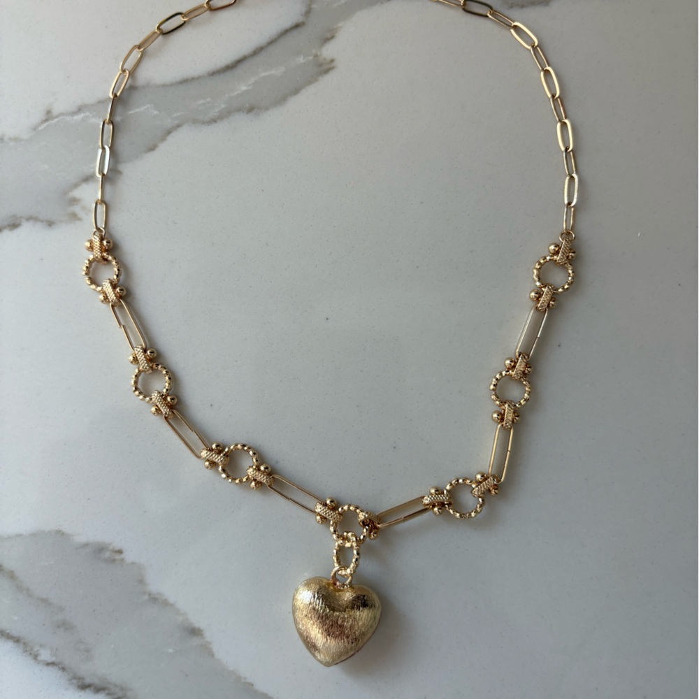 Gold Heart Pendant Necklace